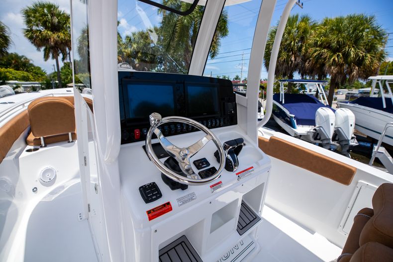 Thumbnail 27 for New 2023 Sea Hunt Ultra 275 SE boat for sale in West Palm Beach, FL