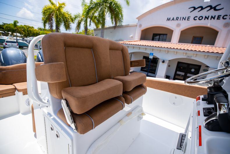 Thumbnail 28 for New 2023 Sea Hunt Ultra 275 SE boat for sale in West Palm Beach, FL