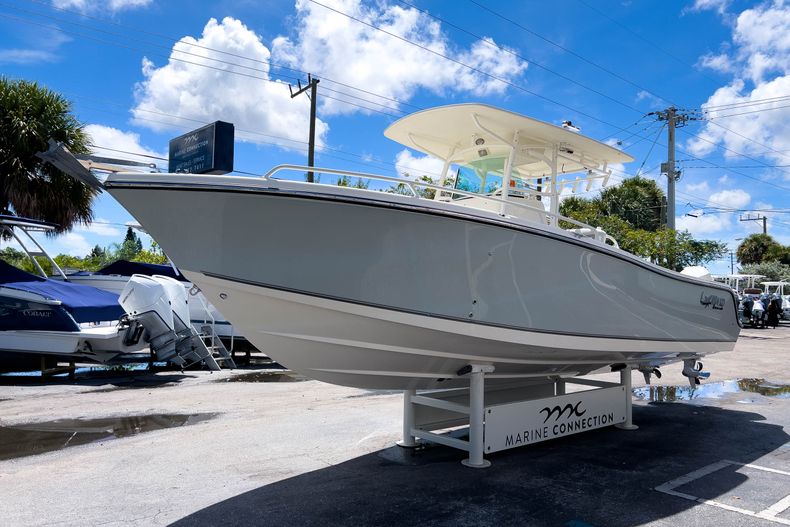 Thumbnail 3 for Used 2019 Mako 284 CC boat for sale in West Palm Beach, FL