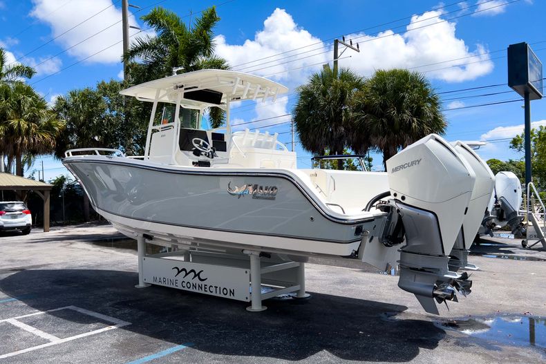 Thumbnail 6 for Used 2019 Mako 284 CC boat for sale in West Palm Beach, FL
