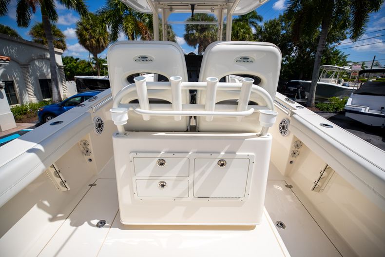 Thumbnail 21 for Used 2020 Cobia 280 CC boat for sale in West Palm Beach, FL