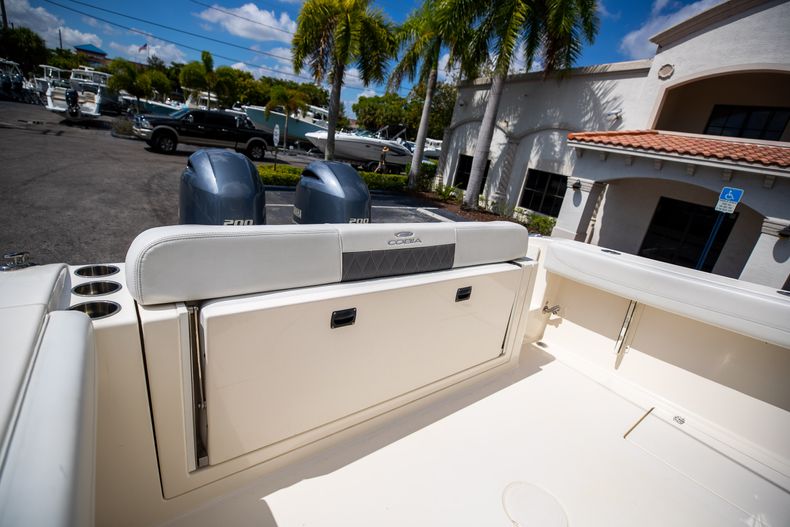 Thumbnail 14 for Used 2020 Cobia 280 CC boat for sale in West Palm Beach, FL