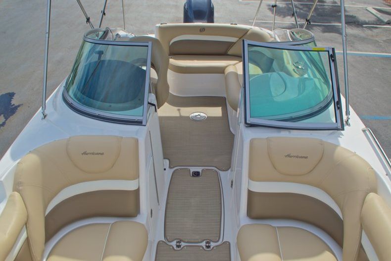 Thumbnail 50 for New 2016 Hurricane SunDeck SD 2200 OB boat for sale in West Palm Beach, FL