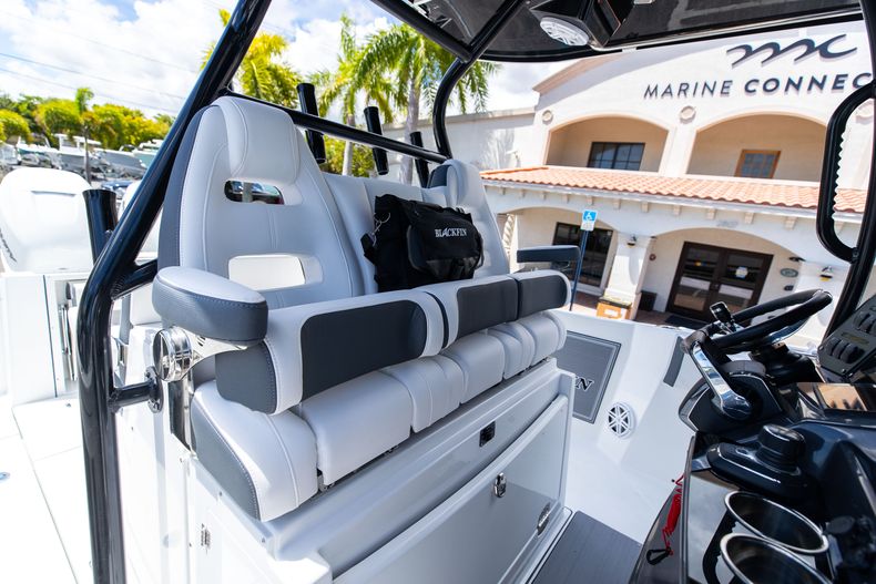 Thumbnail 42 for New 2023 Blackfin 332CC boat for sale in West Palm Beach, FL