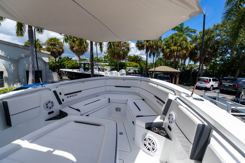 Thumbnail 57 for New 2023 Blackfin 332CC boat for sale in West Palm Beach, FL