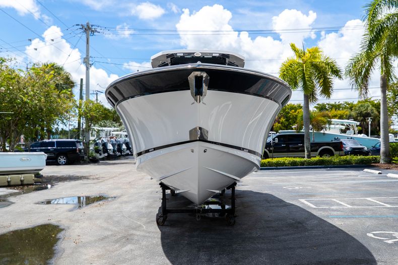 Thumbnail 4 for New 2023 Blackfin 332CC boat for sale in West Palm Beach, FL