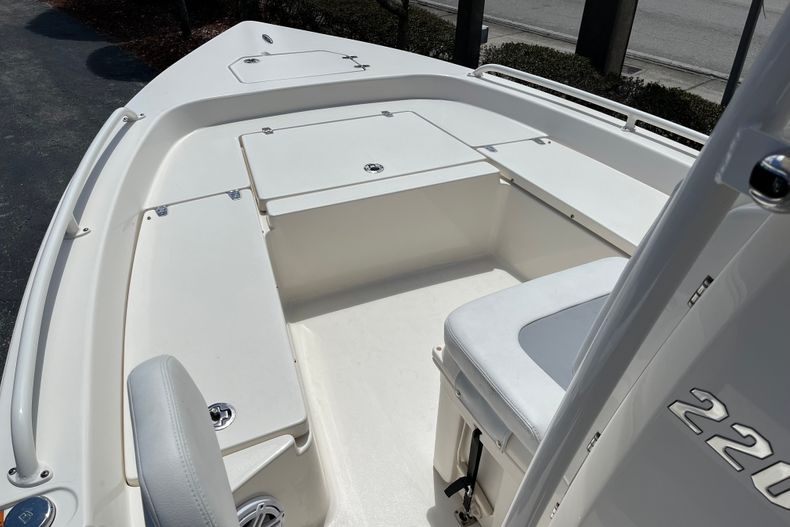 Thumbnail 14 for Used 2021 Pathfinder 2200 TRS boat for sale in Vero Beach, FL