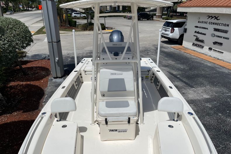 Thumbnail 16 for Used 2021 Pathfinder 2200 TRS boat for sale in Vero Beach, FL