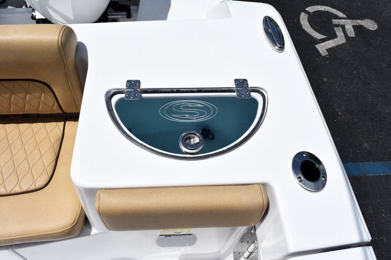 Thumbnail 17 for New 2019 Sportsman Heritage 251 Center Console boat for sale in West Palm Beach, FL