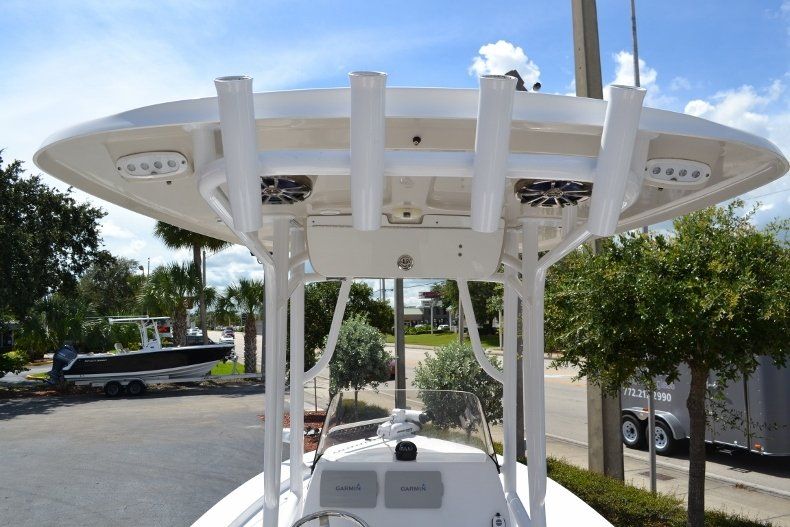 Thumbnail 10 for Used 2014 Sportsman Masters 227 Bay Boat boat for sale in Vero Beach, FL