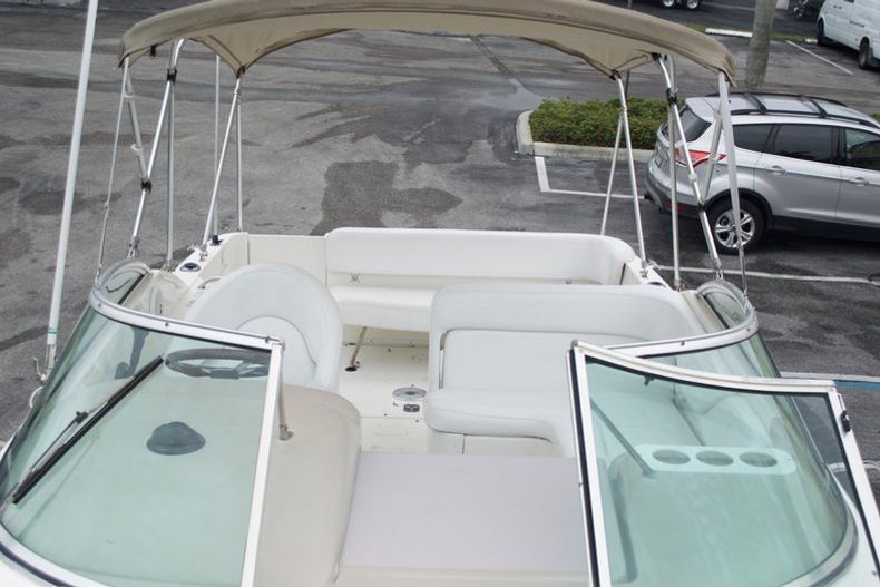 Thumbnail 39 for Used 2001 Sea Ray 260 Sundancer boat for sale in West Palm Beach, FL