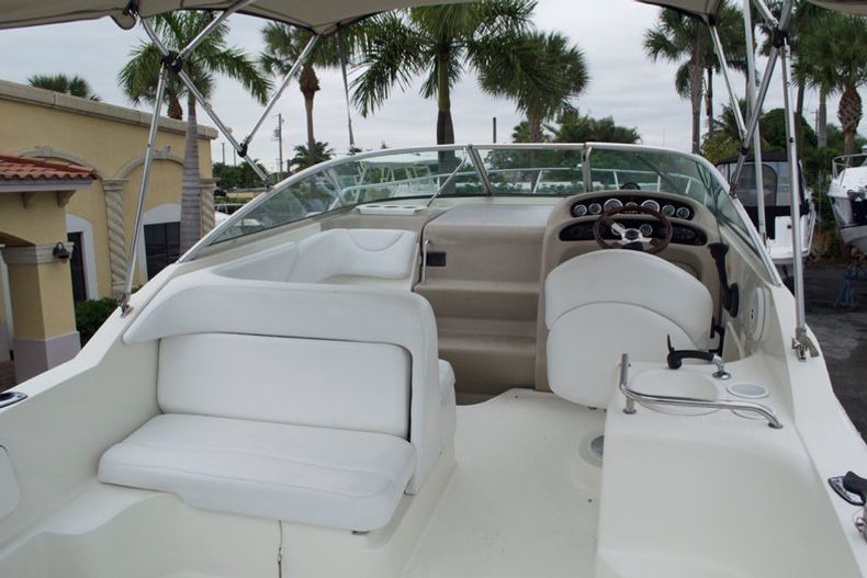 Thumbnail 6 for Used 2001 Sea Ray 260 Sundancer boat for sale in West Palm Beach, FL