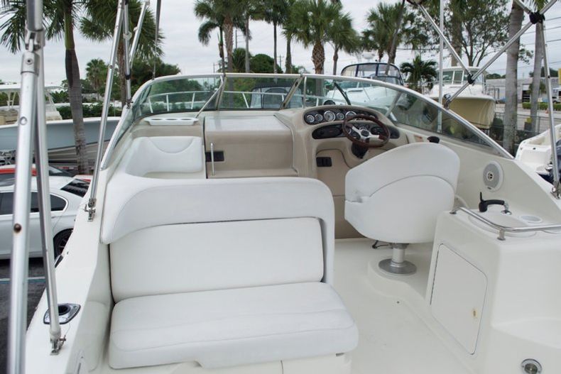 Thumbnail 7 for Used 2001 Sea Ray 260 Sundancer boat for sale in West Palm Beach, FL
