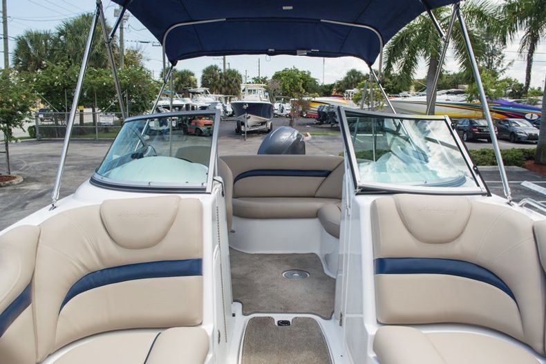 Thumbnail 31 for New 2014 Hurricane SunDeck SD 2000 OB boat for sale in West Palm Beach, FL