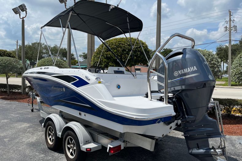 Thumbnail 3 for New 2022 Hurricane SunDeck Sport OB SS 205 OB boat for sale in Vero Beach, FL