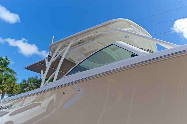 Thumbnail 11 for New 2016 Sailfish 325 Dual Console boat for sale in West Palm Beach, FL