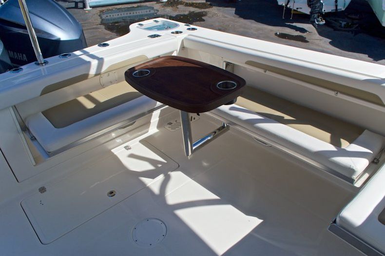 Thumbnail 19 for New 2016 Sailfish 325 Dual Console boat for sale in West Palm Beach, FL