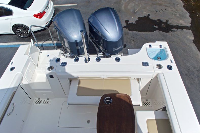 Thumbnail 21 for New 2016 Sailfish 325 Dual Console boat for sale in West Palm Beach, FL