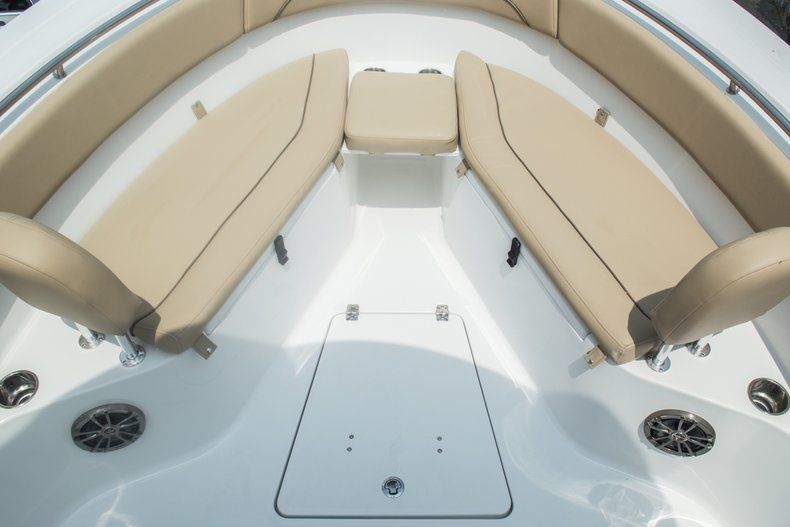 Thumbnail 69 for New 2015 Sportsman Open 252 Center Console boat for sale in Miami, FL