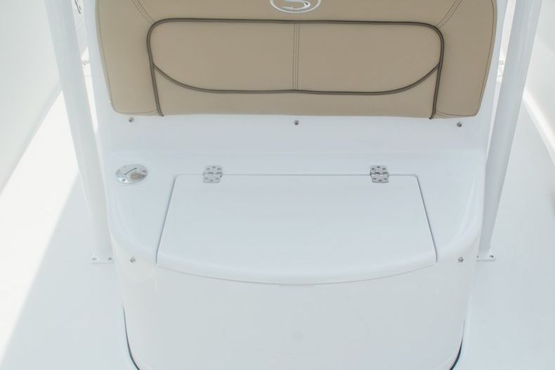 Thumbnail 71 for New 2015 Sportsman Open 252 Center Console boat for sale in Miami, FL