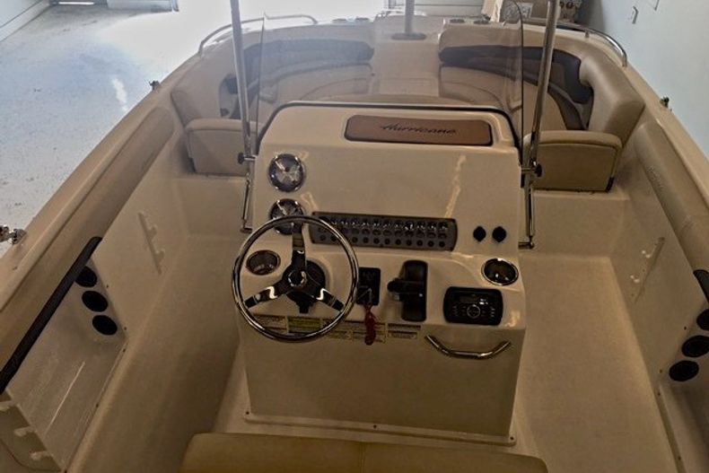 Thumbnail 3 for New 2017 Hurricane CC19 Center Console boat for sale in Miami, FL