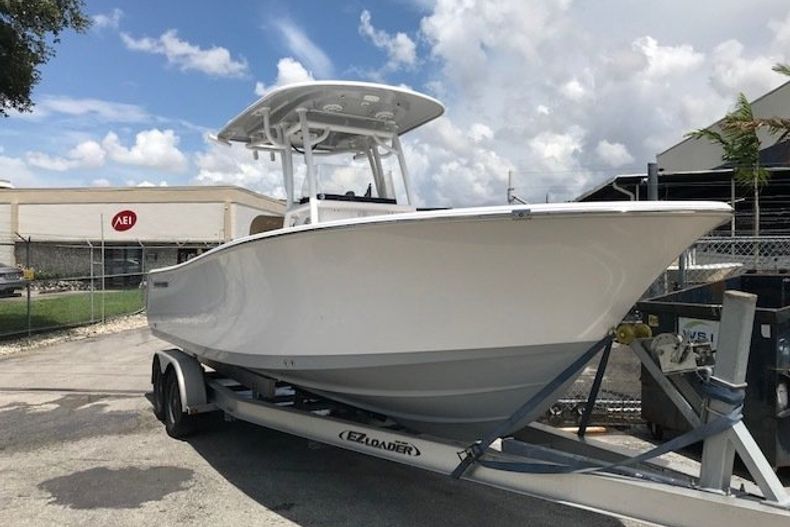 Thumbnail 1 for New 2019 Sportsman Open 242 Center Console boat for sale in Miami, FL