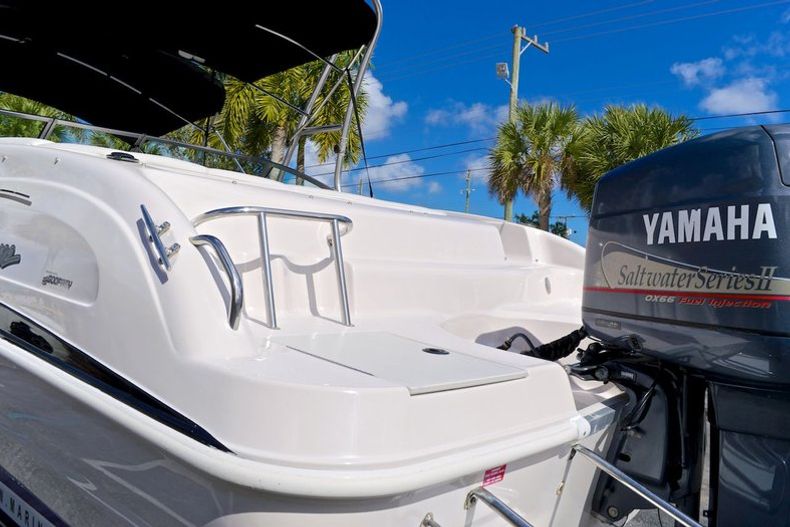Thumbnail 10 for Used 2002 Hurricane SunDeck SD 237 OB boat for sale in West Palm Beach, FL