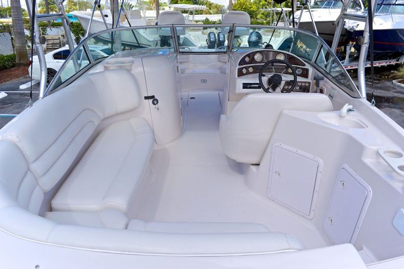 Thumbnail 19 for Used 2002 Hurricane SunDeck SD 237 OB boat for sale in West Palm Beach, FL