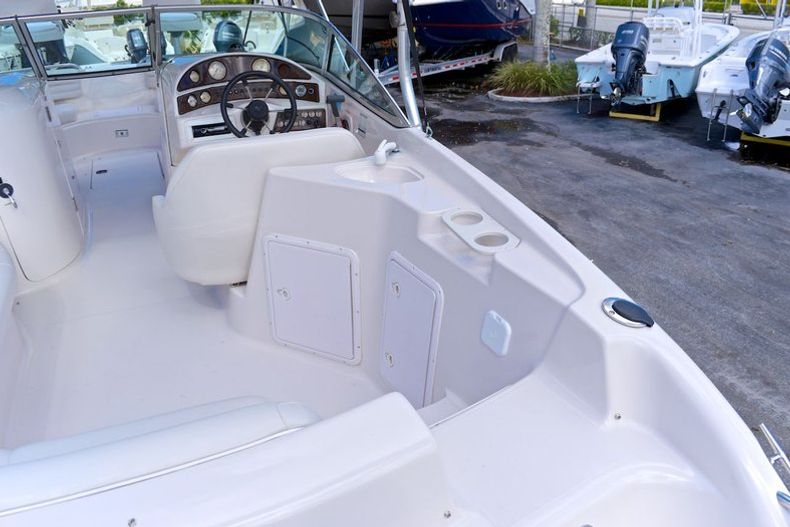 Thumbnail 20 for Used 2002 Hurricane SunDeck SD 237 OB boat for sale in West Palm Beach, FL