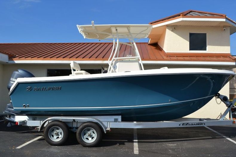 New 2015 Sailfish 220 CC Center Console boat for sale in Miami, FL
