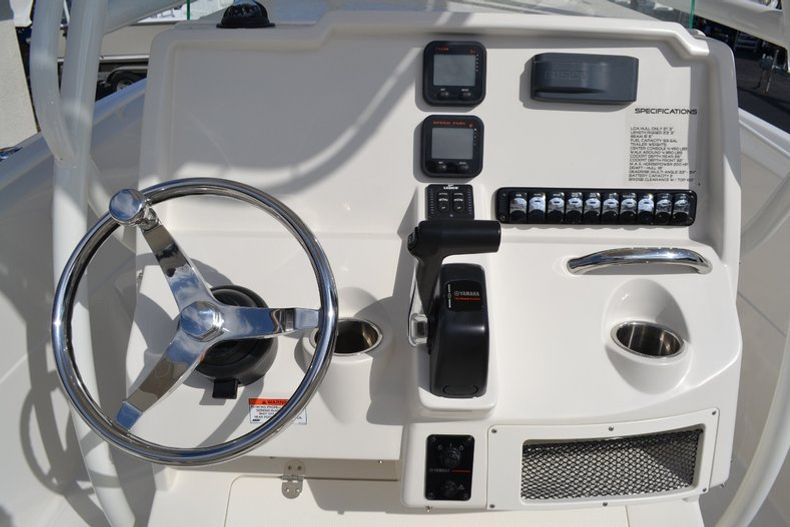 Thumbnail 14 for New 2015 Sailfish 220 CC Center Console boat for sale in Miami, FL