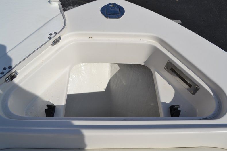 Thumbnail 18 for New 2015 Sailfish 220 CC Center Console boat for sale in Miami, FL
