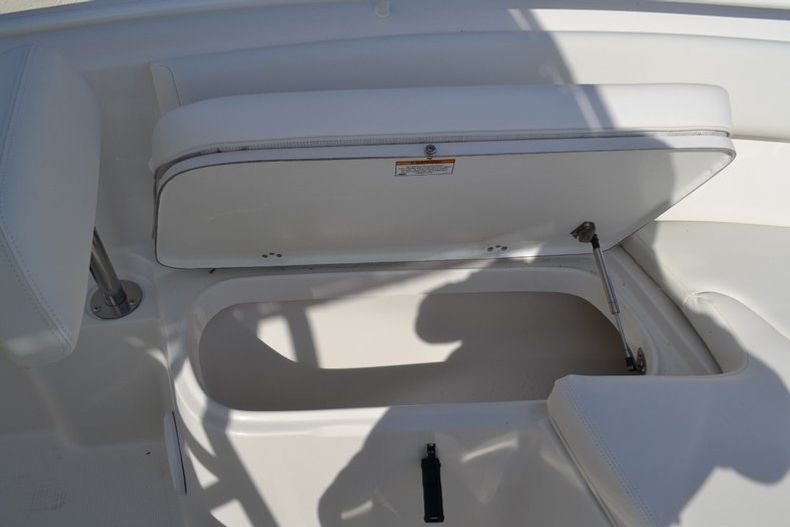 Thumbnail 21 for New 2015 Sailfish 220 CC Center Console boat for sale in Miami, FL