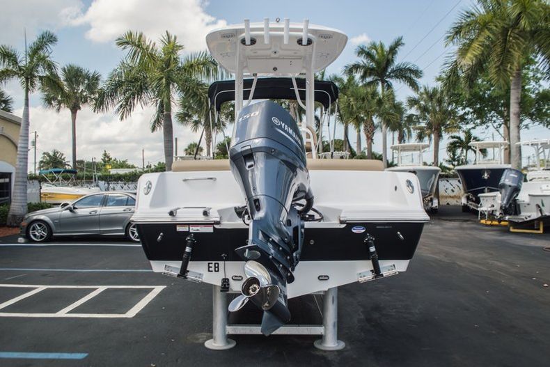Thumbnail 6 for Used 2014 Sportsman Heritage 211 Center Console boat for sale in West Palm Beach, FL