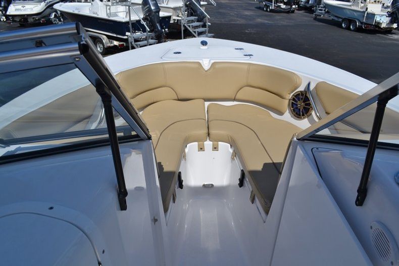 Thumbnail 11 for New 2014 Sportsman Discovery 210 Dual Console boat for sale in West Palm Beach, FL