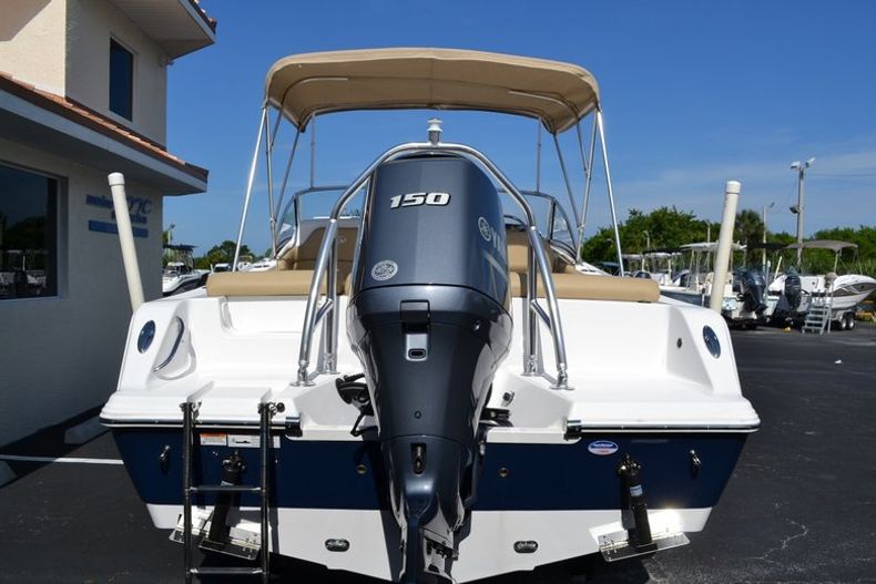 Thumbnail 5 for New 2014 Sportsman Discovery 210 Dual Console boat for sale in West Palm Beach, FL
