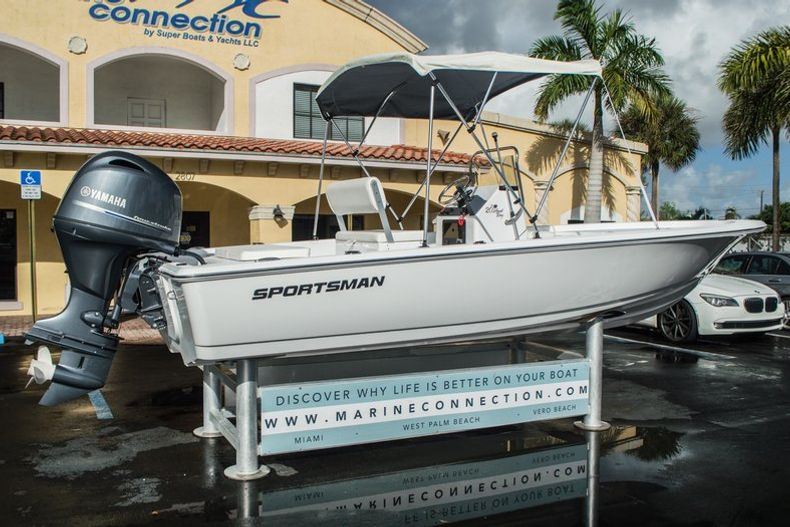 Thumbnail 7 for New 2016 Sportsman 20 Island Bay boat for sale in West Palm Beach, FL