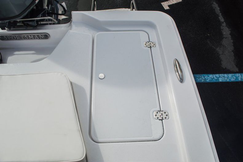 Thumbnail 28 for New 2016 Sportsman 20 Island Bay boat for sale in West Palm Beach, FL