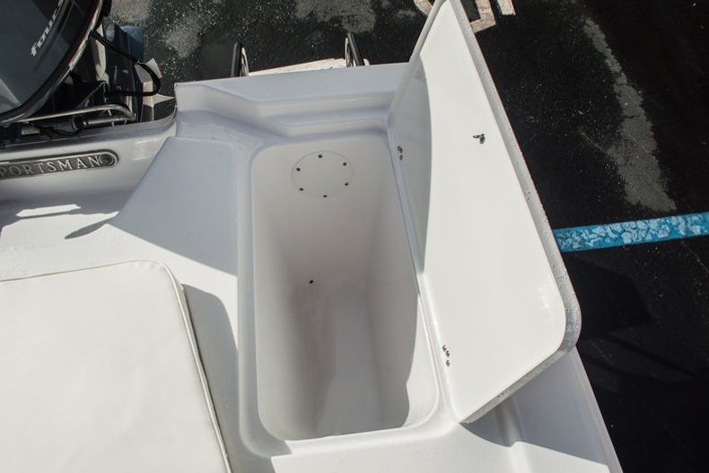 Thumbnail 29 for New 2016 Sportsman 20 Island Bay boat for sale in West Palm Beach, FL