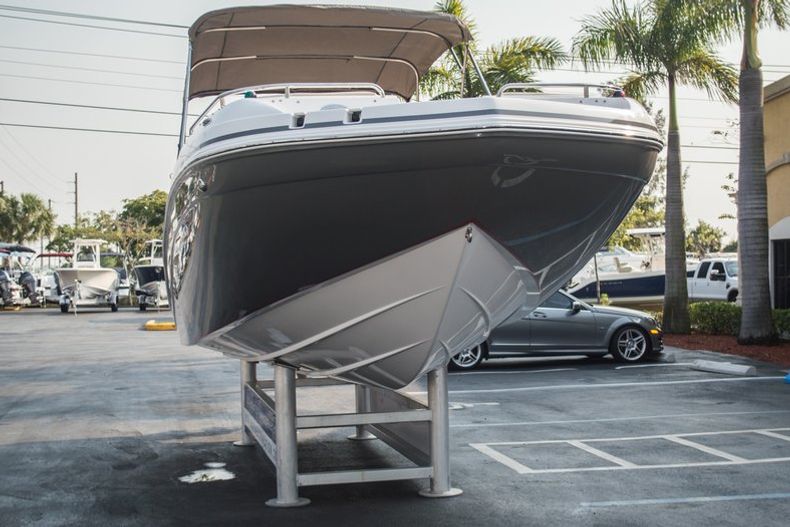 Thumbnail 2 for New 2015 Hurricane SunDeck SD 2486 OB boat for sale in West Palm Beach, FL