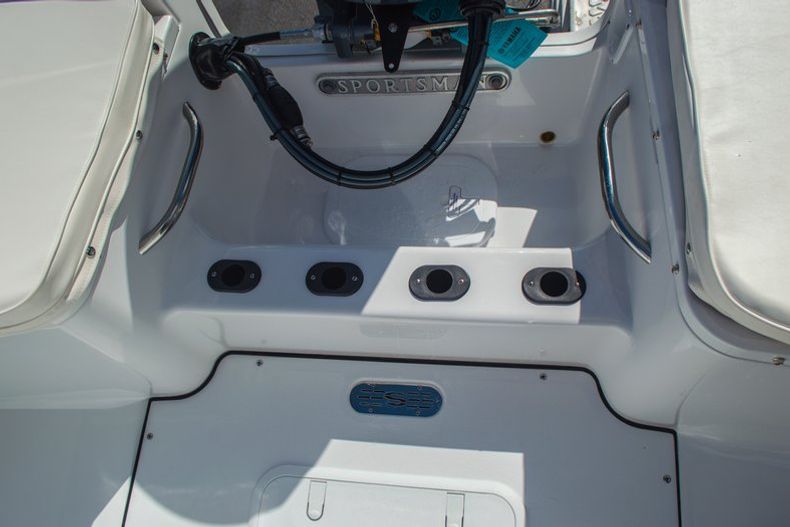 Thumbnail 23 for New 2016 Sportsman 19 Island Reef boat for sale in West Palm Beach, FL