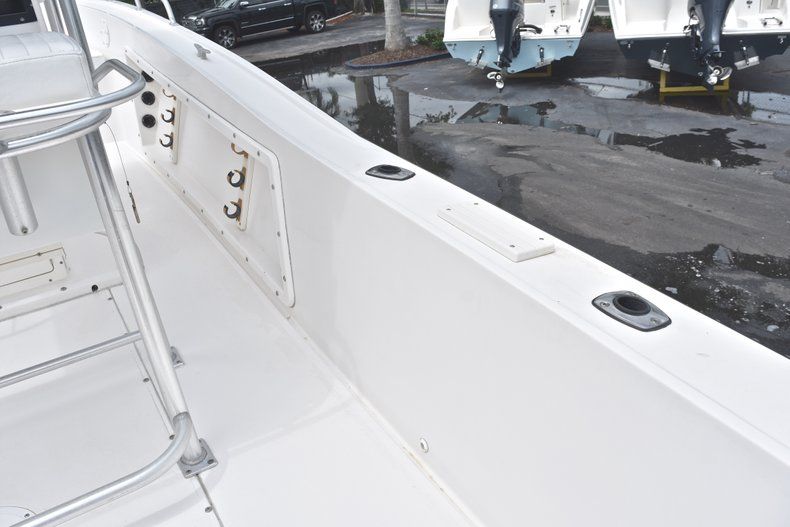Thumbnail 15 for Used 1998 Mako 232 Center Console boat for sale in West Palm Beach, FL