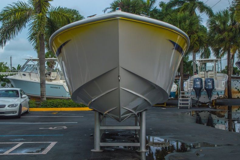 Thumbnail 6 for Used 2001 Sonic 31 SS boat for sale in West Palm Beach, FL
