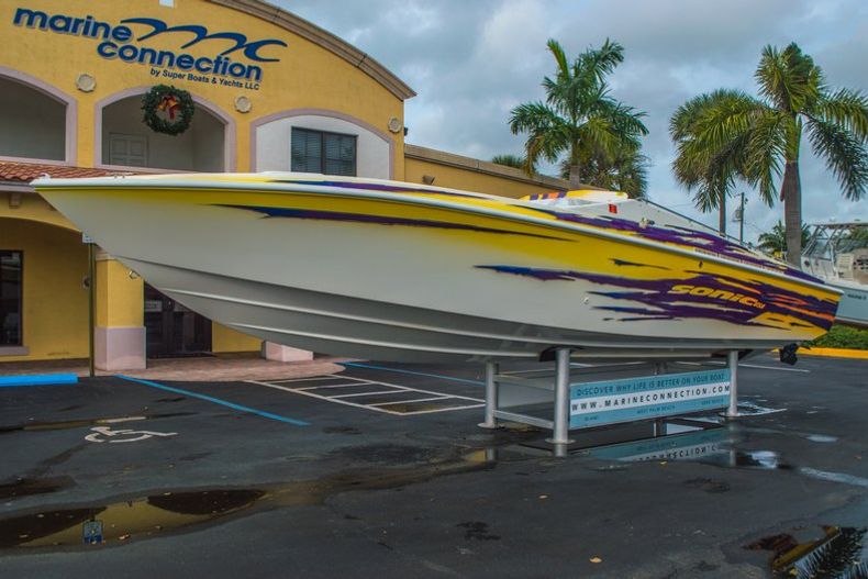 Thumbnail 7 for Used 2001 Sonic 31 SS boat for sale in West Palm Beach, FL