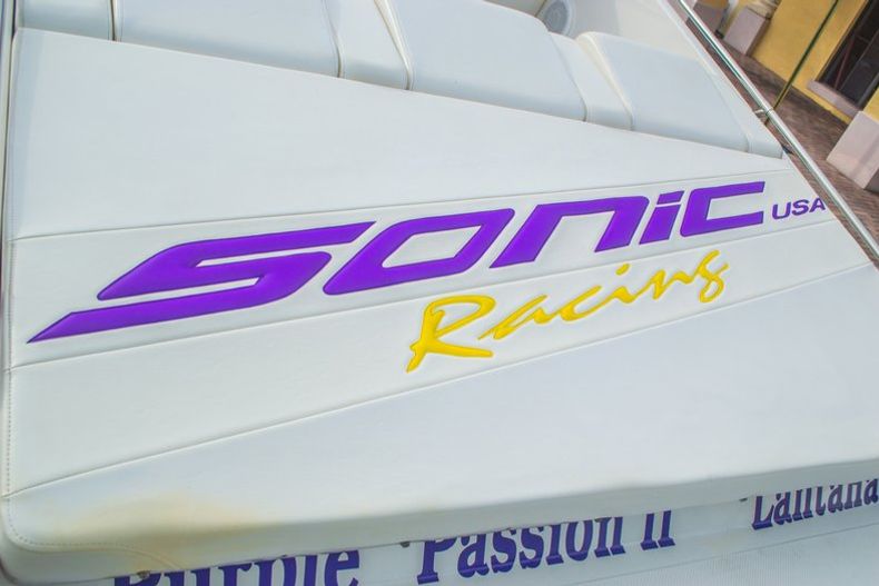 Thumbnail 18 for Used 2001 Sonic 31 SS boat for sale in West Palm Beach, FL