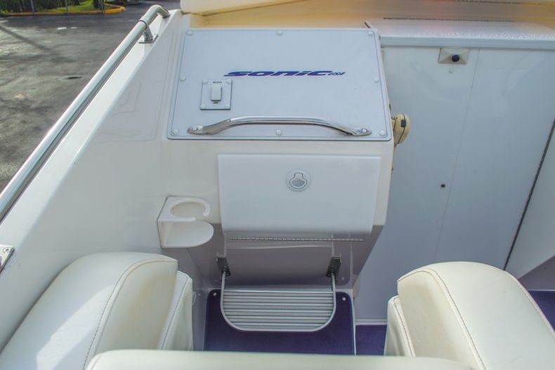 Thumbnail 25 for Used 2001 Sonic 31 SS boat for sale in West Palm Beach, FL