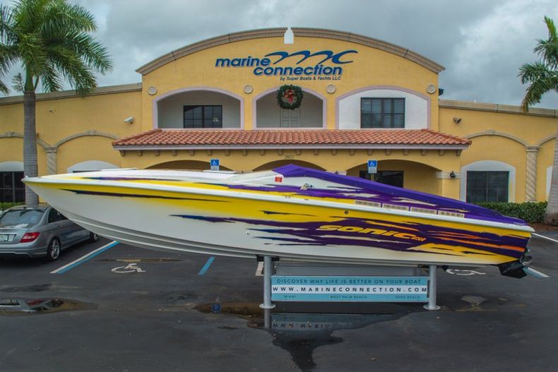 Thumbnail 9 for Used 2001 Sonic 31 SS boat for sale in West Palm Beach, FL