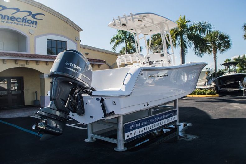 Thumbnail 7 for New 2015 Sportsman Heritage 231 Center Console boat for sale in Miami, FL