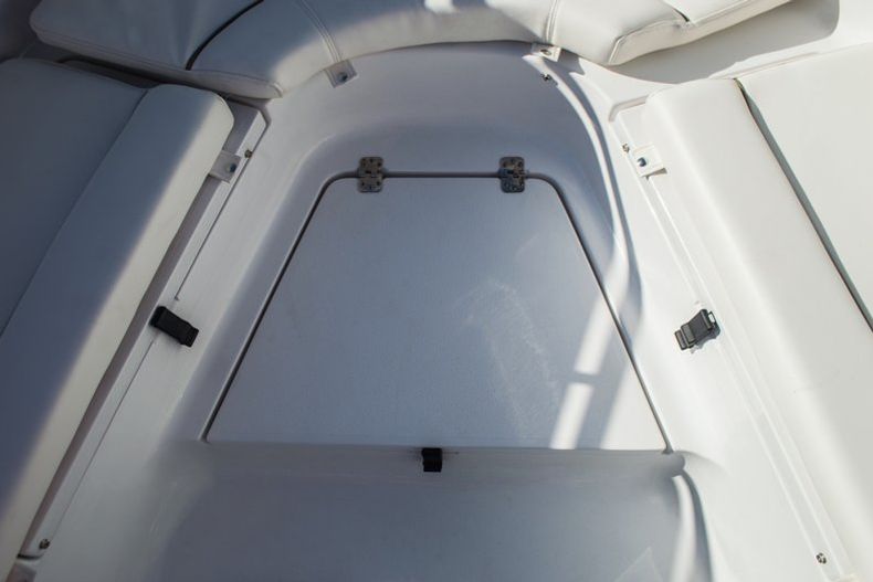 Thumbnail 24 for New 2015 Sportsman Heritage 231 Center Console boat for sale in Miami, FL