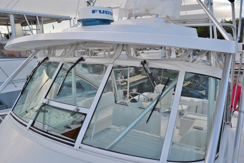 Thumbnail 34 for Used 2001 LUHRS 320 boat for sale in Vero Beach, FL